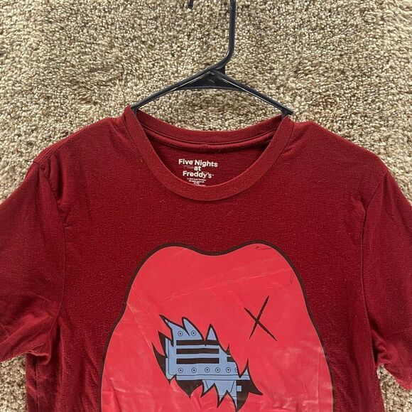 Five Nights At Freddys Shirt Adult Small Red 2016 Short Sleeve Cotton Mens Logo - Picture 3 of 8